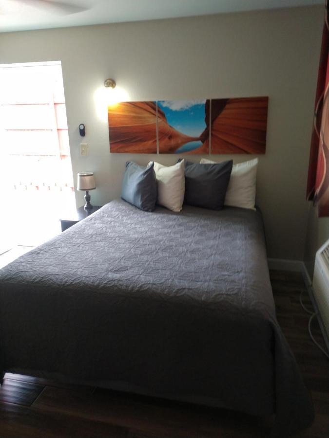Queen Room,1148450323:JPEG