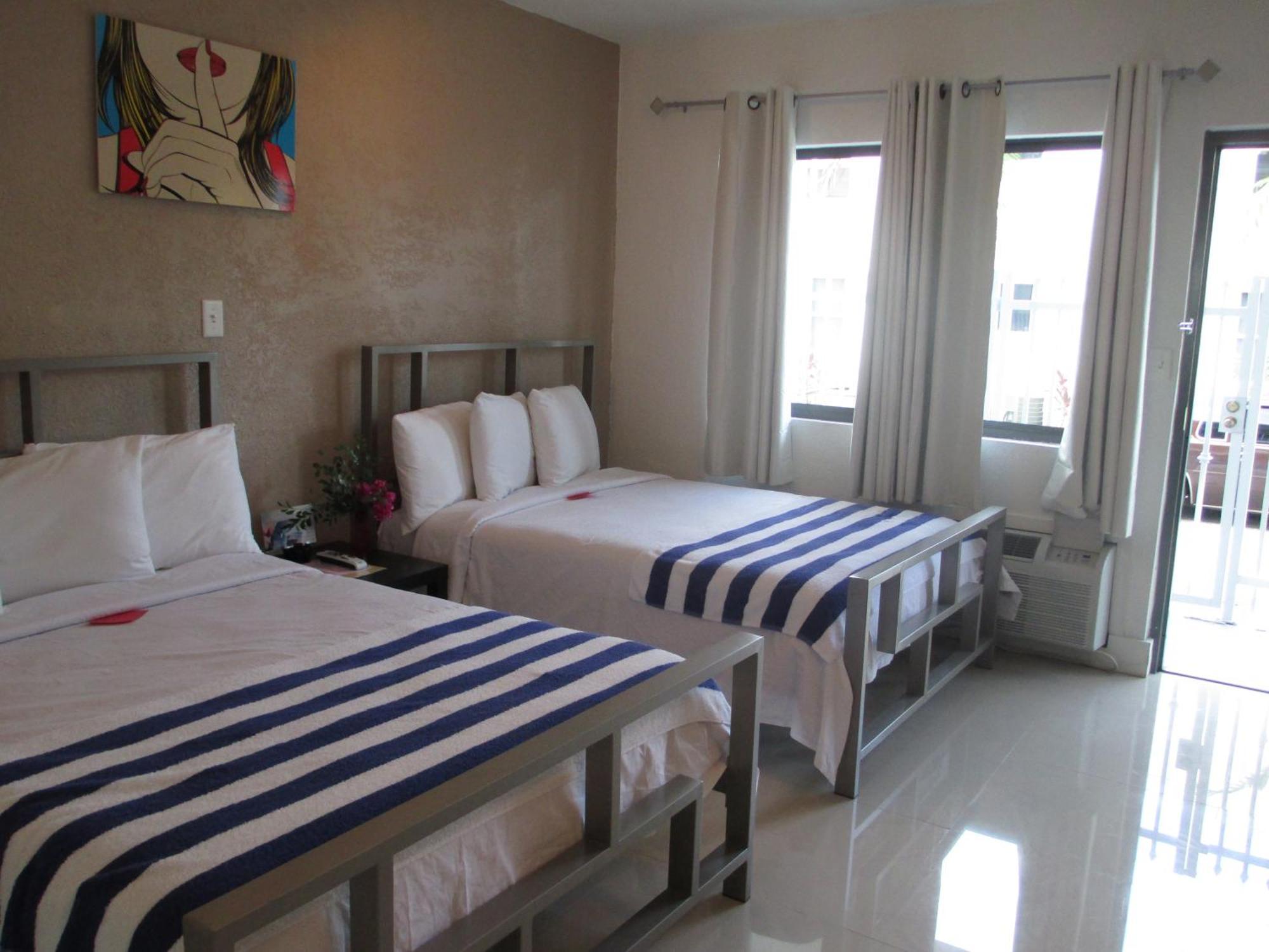 Double Room with Two Double Beds,14049304:JPEG