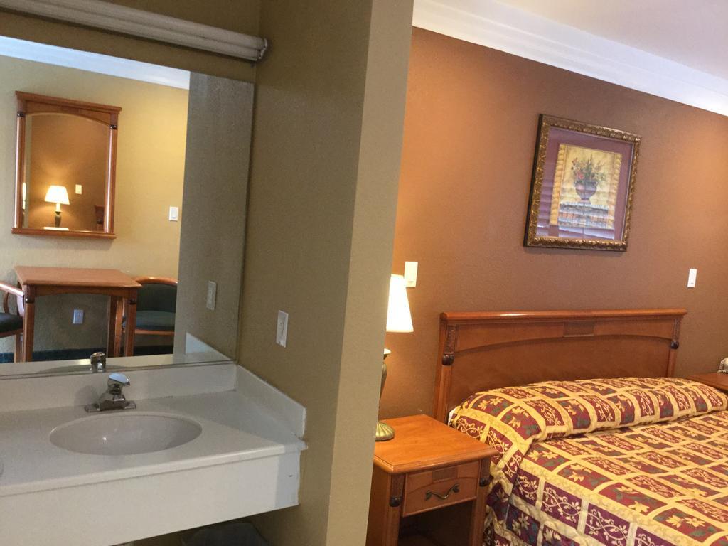 King Room,1189091611:JPEG