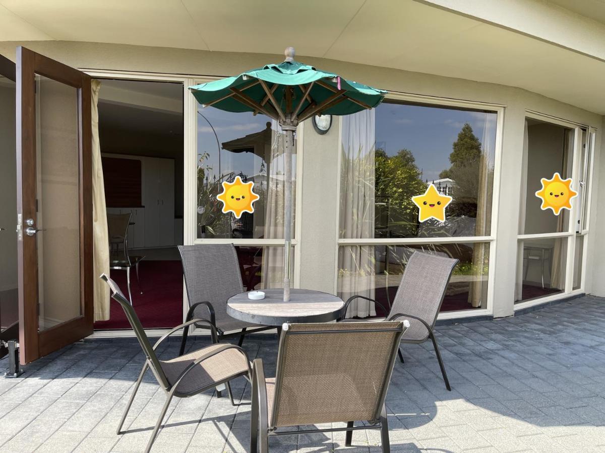 Two-Bedroom Suite,1267798519:JPEG