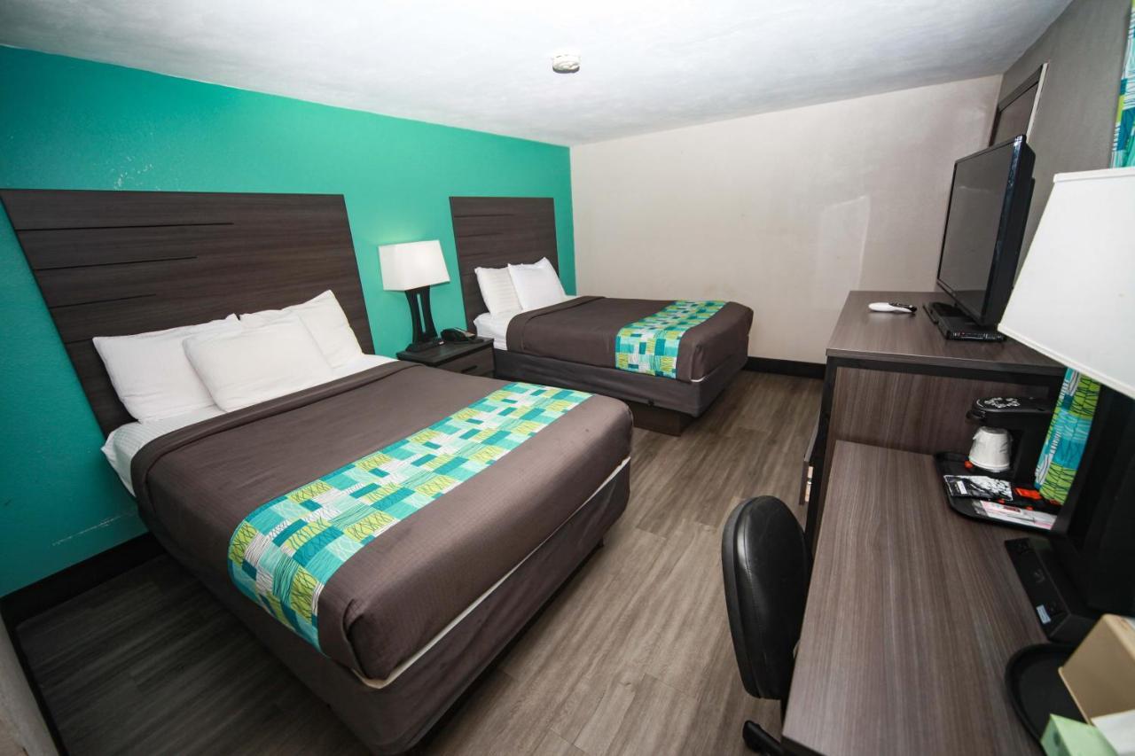 Double Room - Non-Smoking