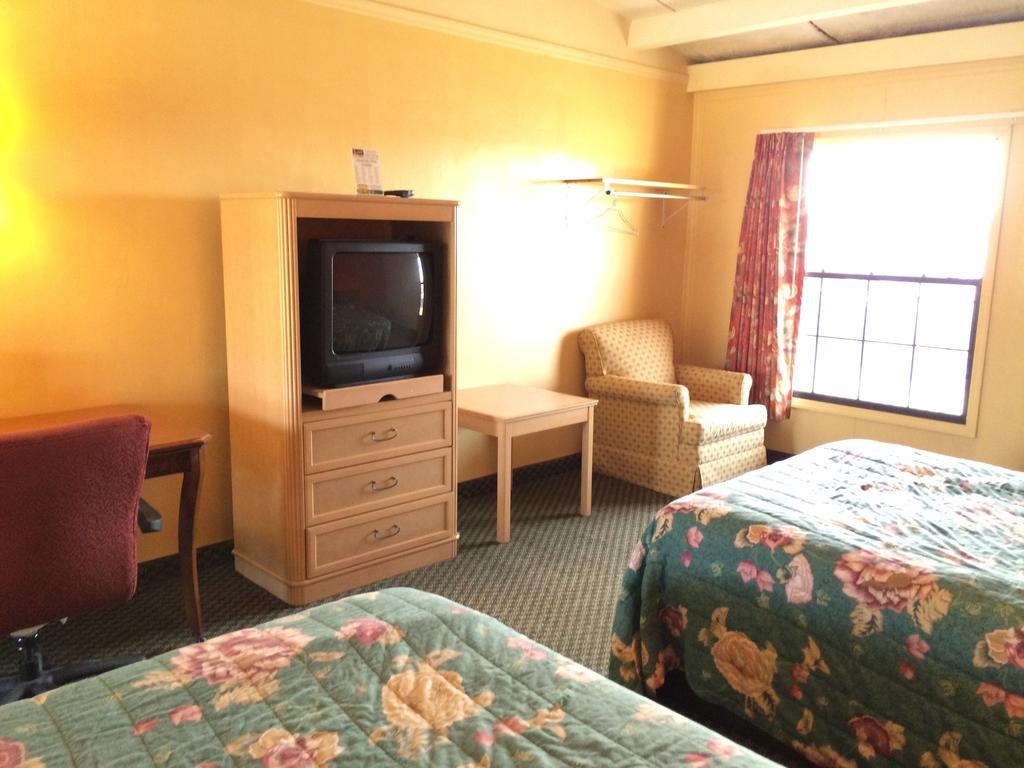 Double Room Smoking