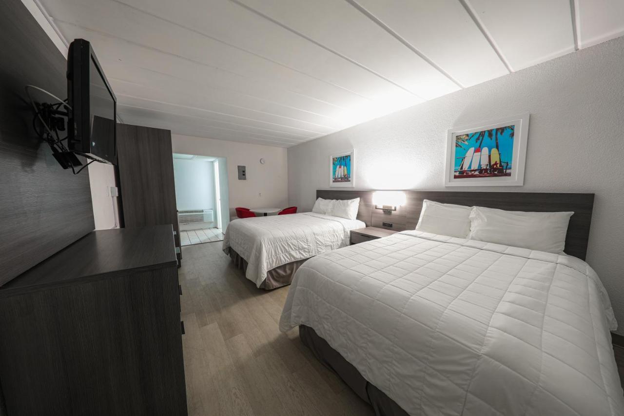Deluxe Double Room,1357695971:JPEG