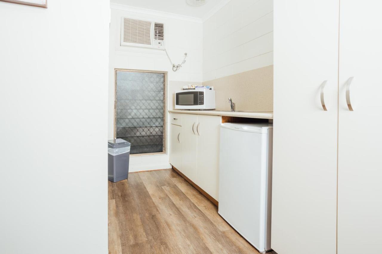 Executive King Room Kitchenette