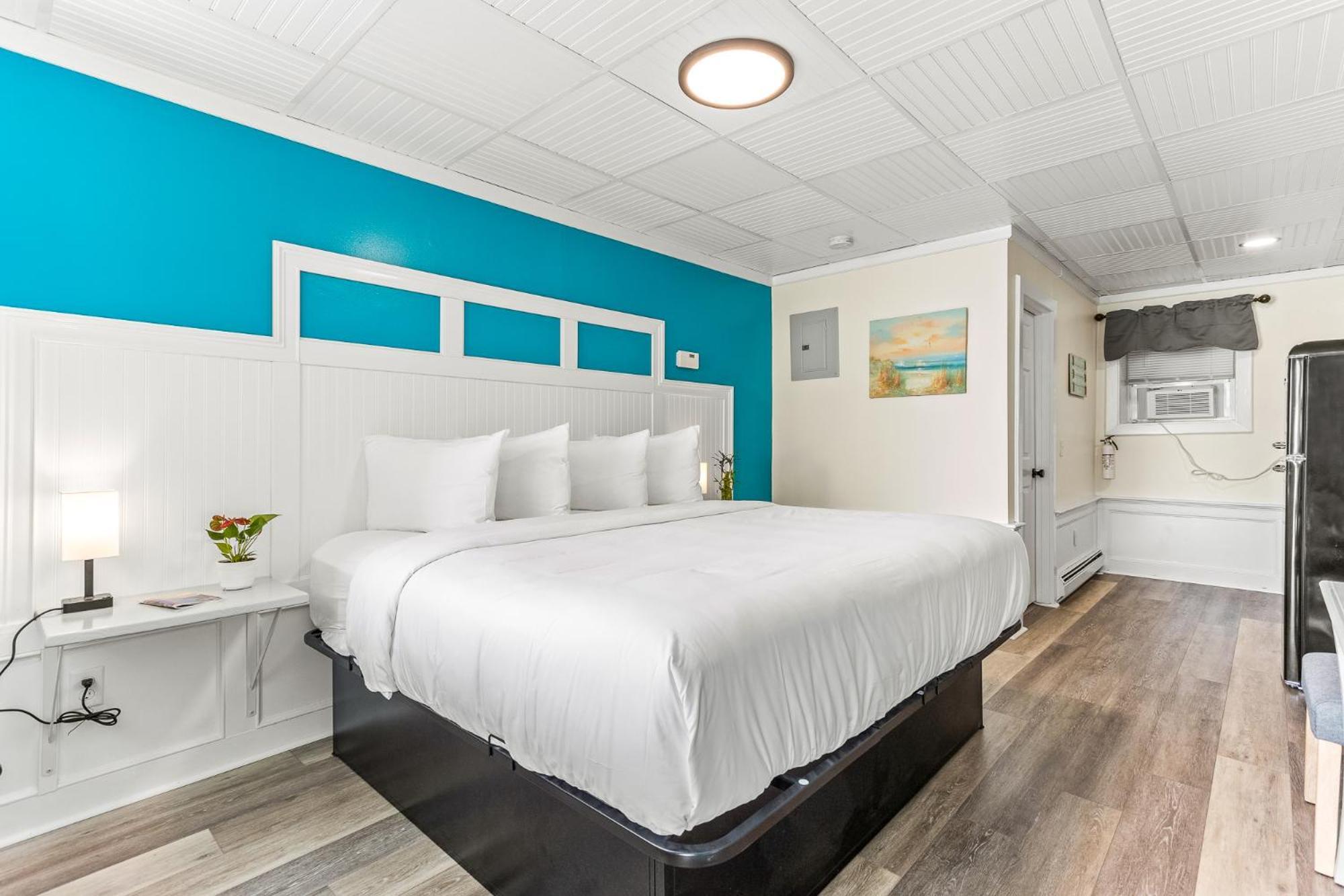 Superior King Room,1557700279:JPEG