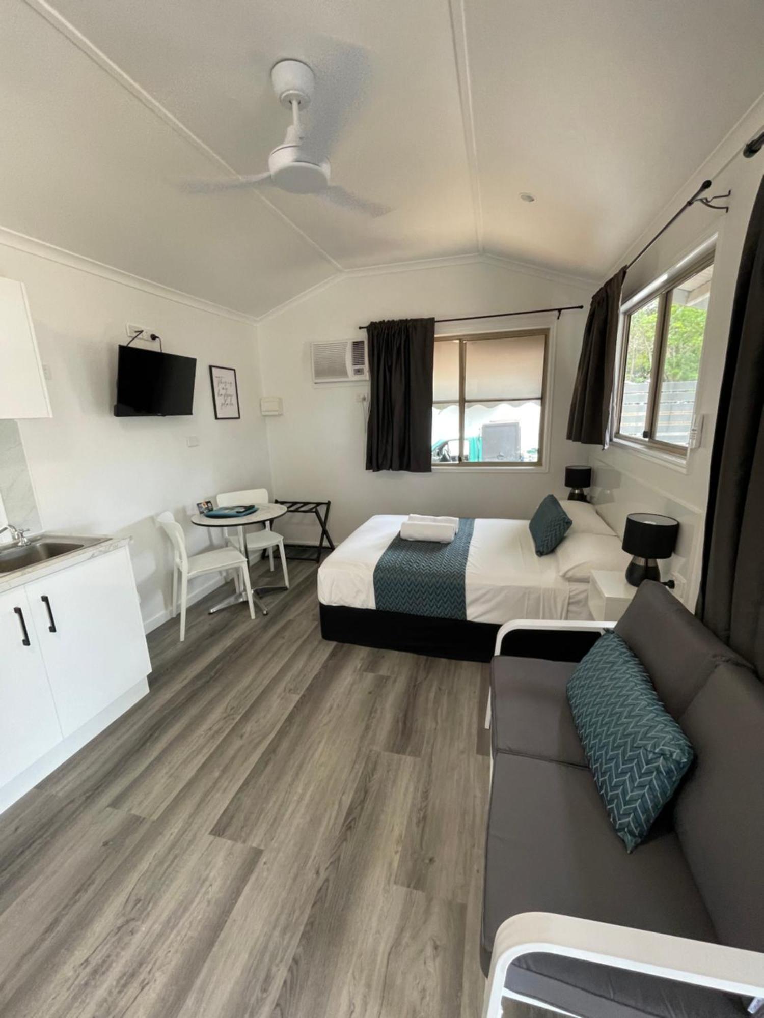 Studio with Garden View,1591238548:JPEG