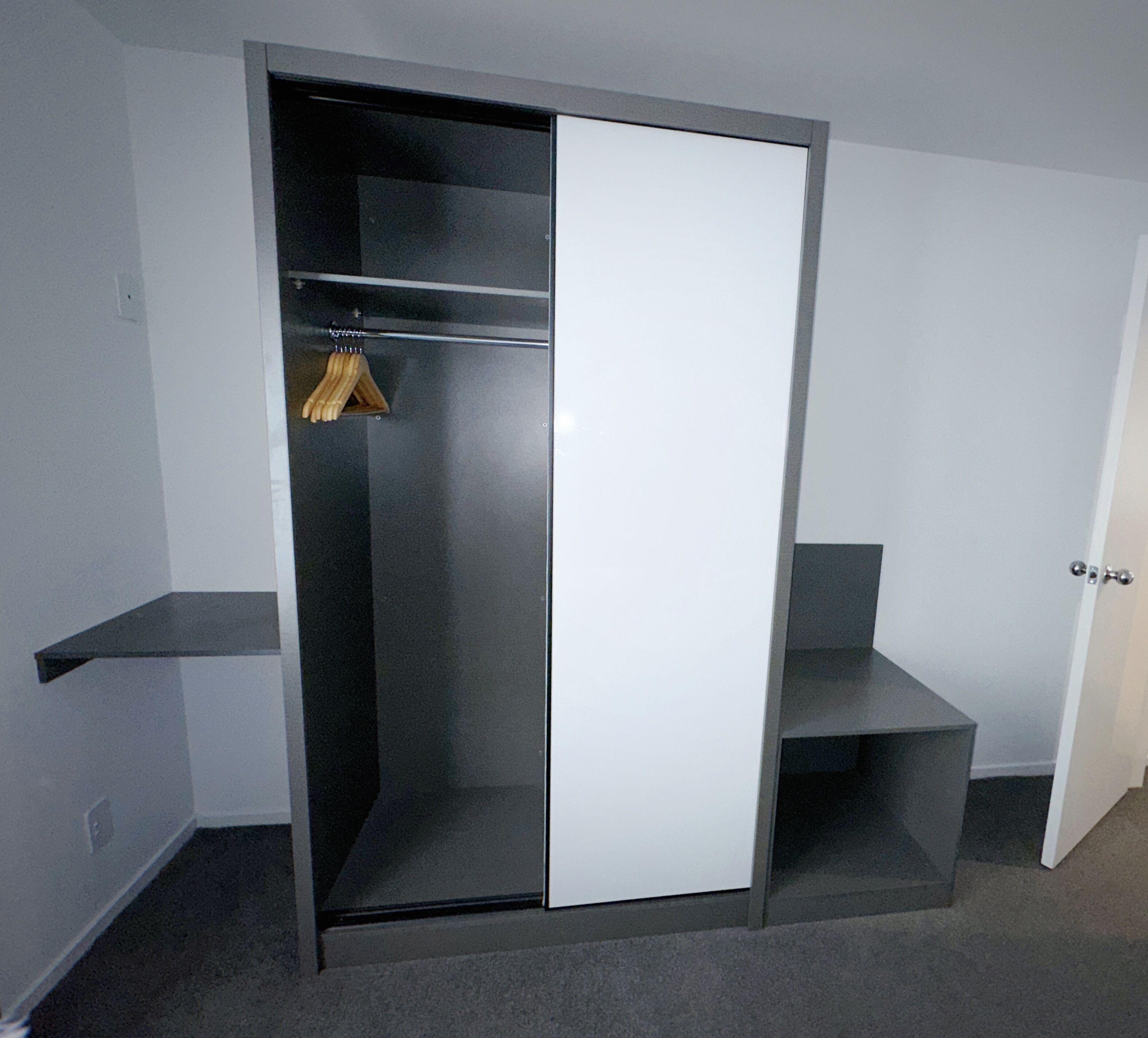 Two-Story Two-Bedroom Apartment Spa Bath