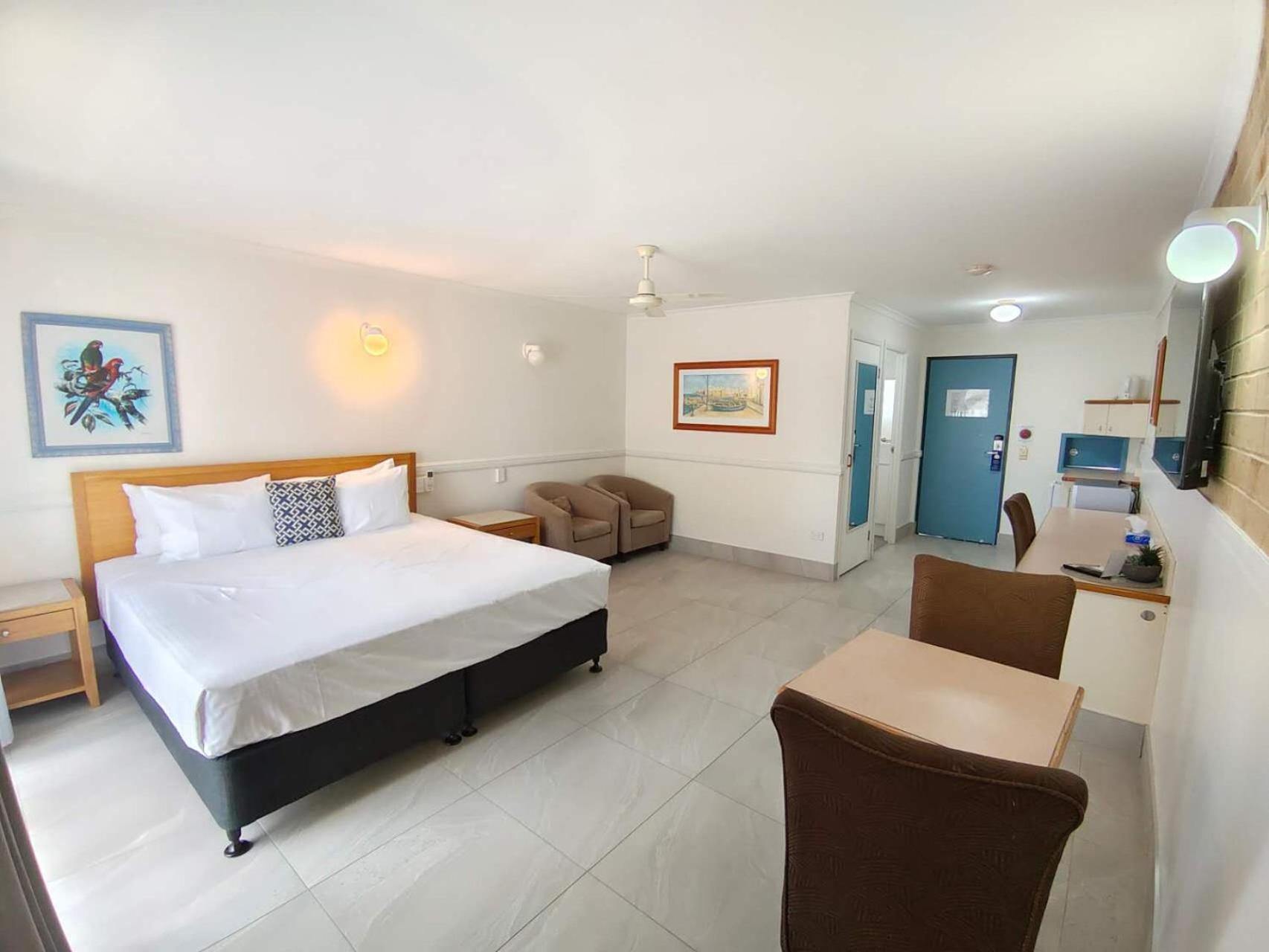 Superior King Room,1717064857:JPEG