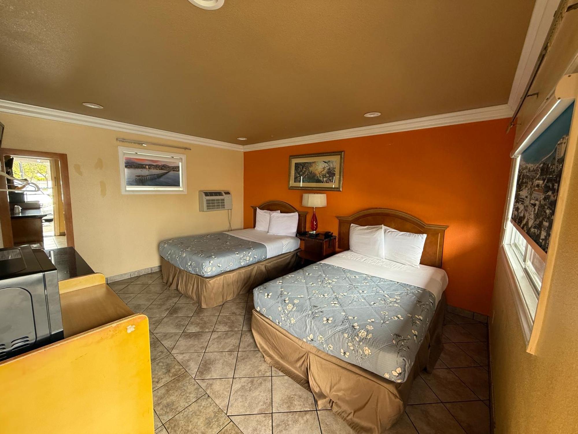 Double Room,1765221046:JPEG