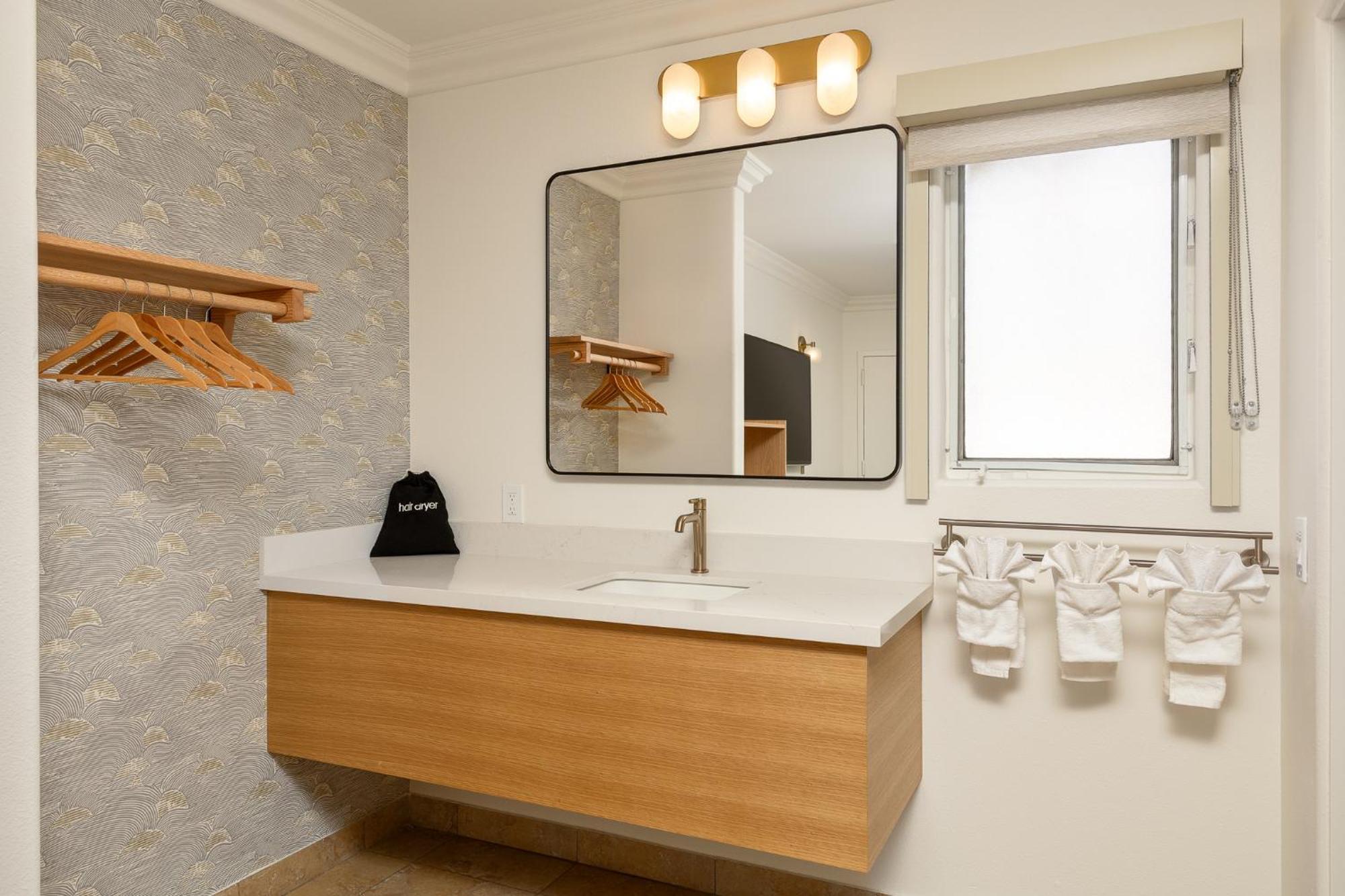 Deluxe Family Suite Renovated