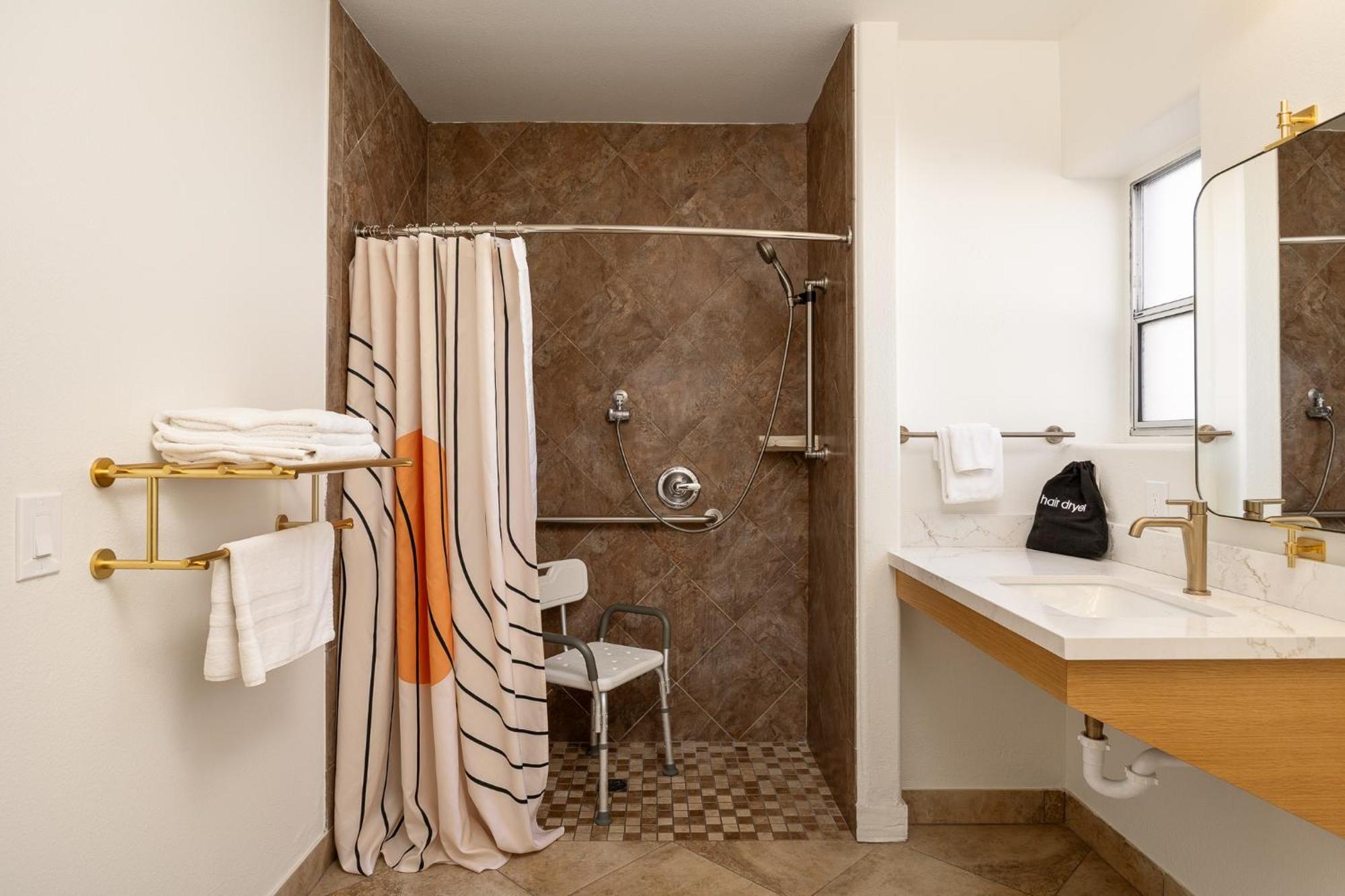 Deluxe King ADA Renovated