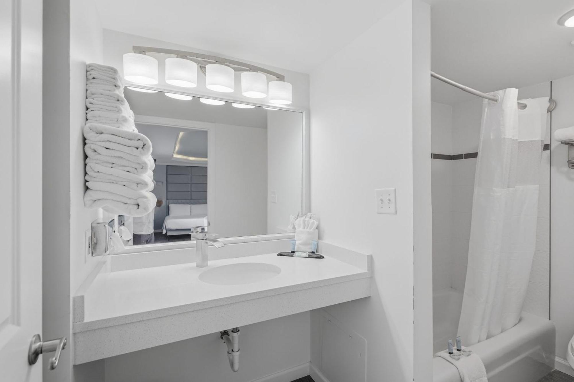 Deluxe Double Room Kitchenette