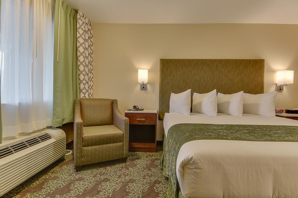 Chambre Lit King-Size - Accessible aux Personnes à Mobilité Réduite