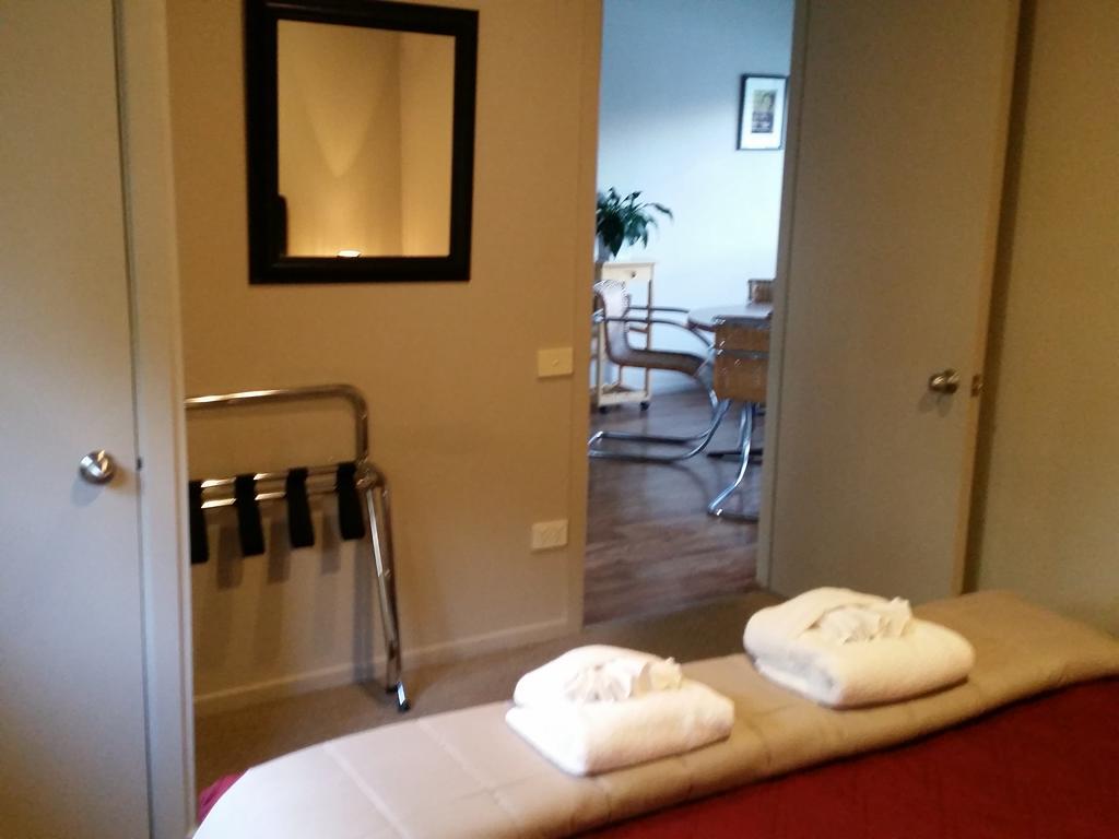 Deluxe Queen Room B,239929097:JPEG