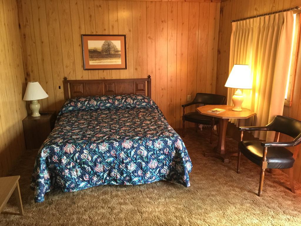 Queen Room,253464553:JPEG