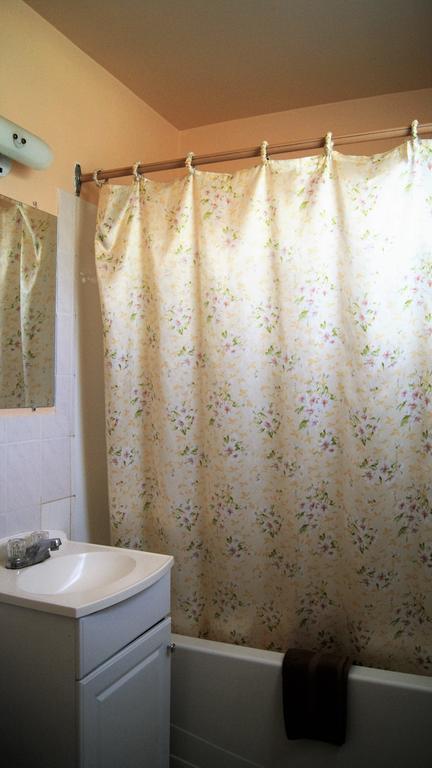 Double Room with Two Double Beds - Non-Smoking
