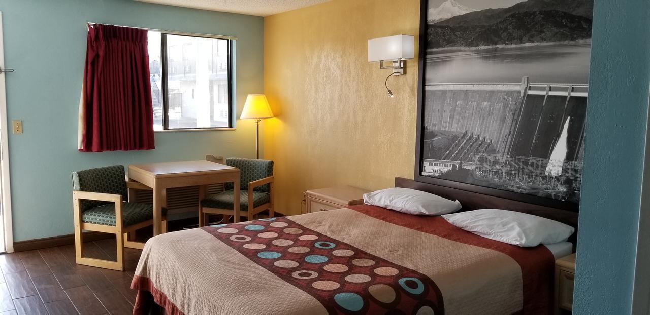 Chambre Lit Queen-Size - Non-Fumeurs