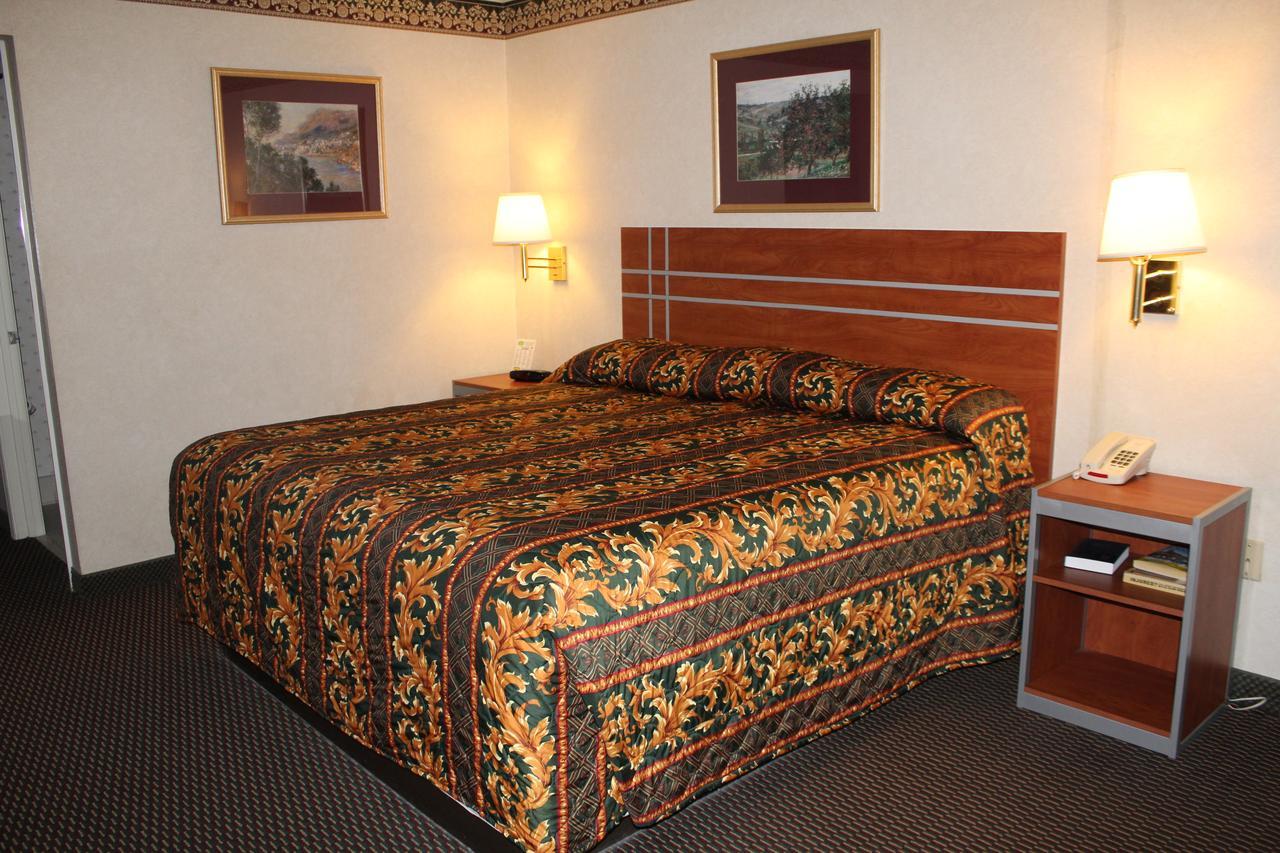 King Room - Disability Access,657659820:JPEG