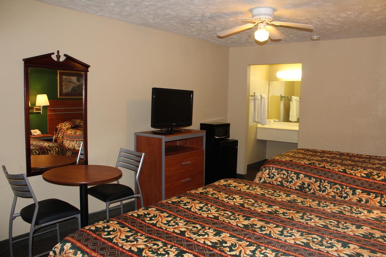 Double Room Two Double Beds Smoking