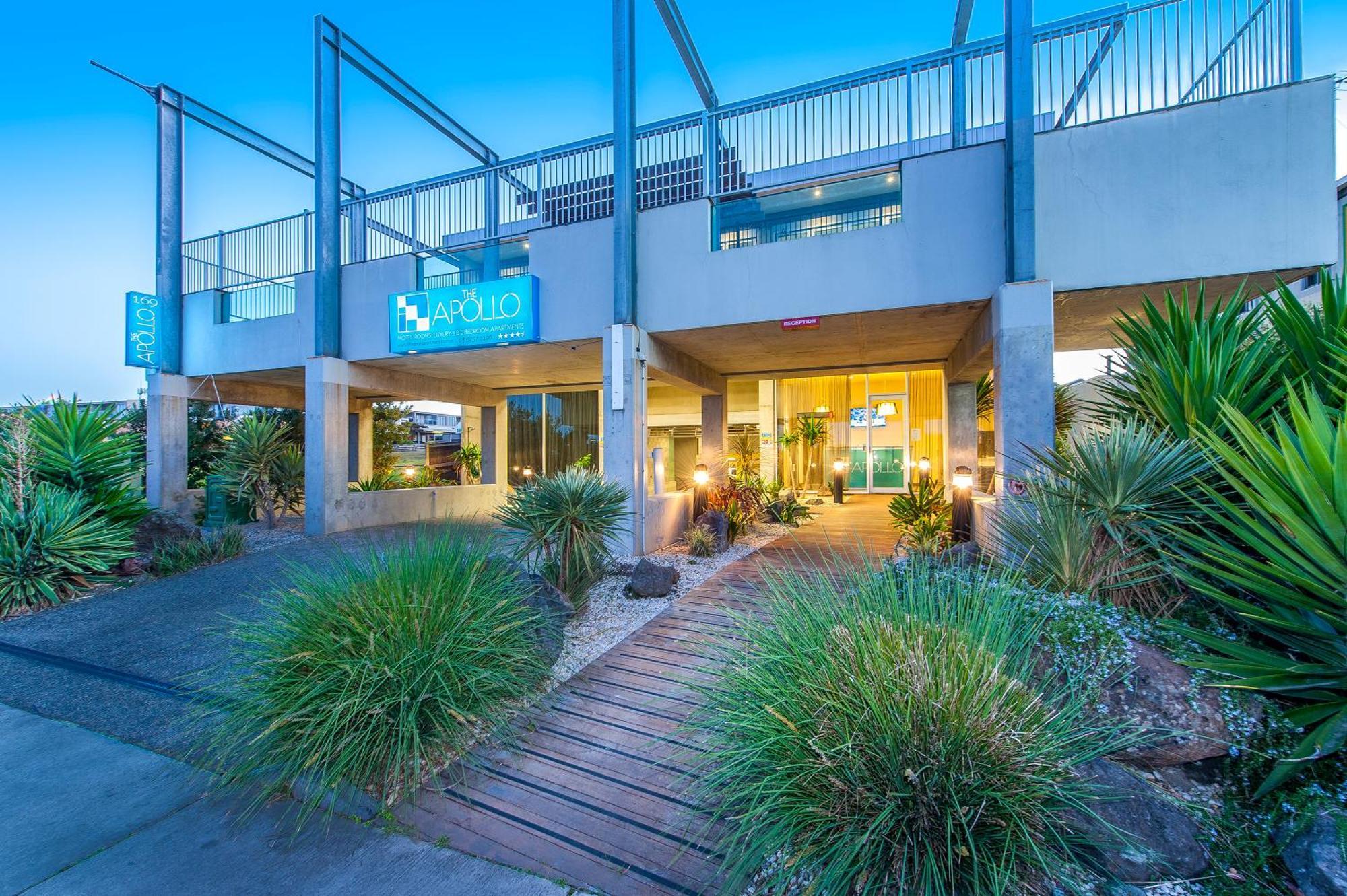 Two-Bedroom Apartment - Penthouse with Ocean View
