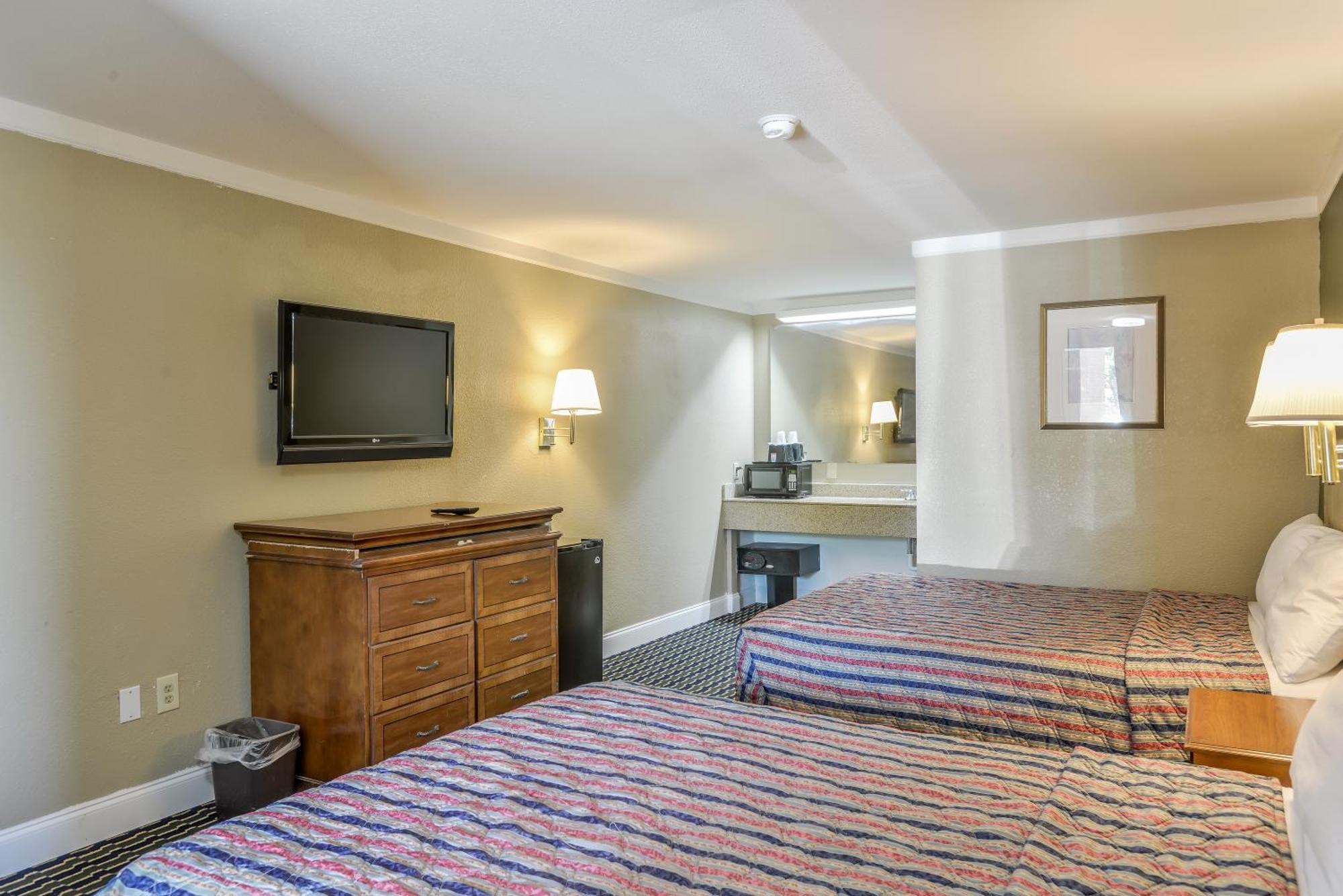 Queen Room with Two Queen Beds