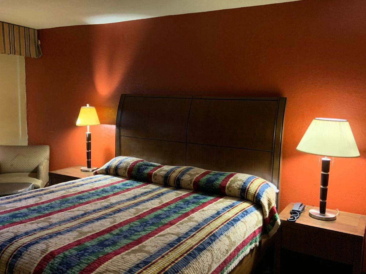 King Room,911248486:JPEG
