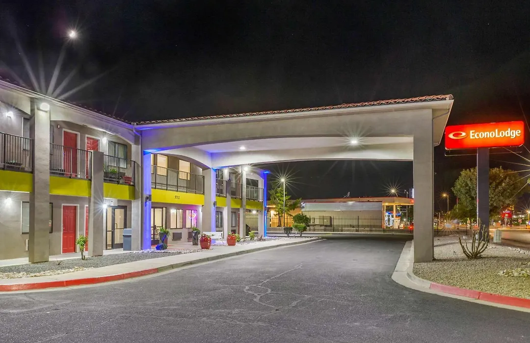 Econo Lodge West - Coors Blvd-1
