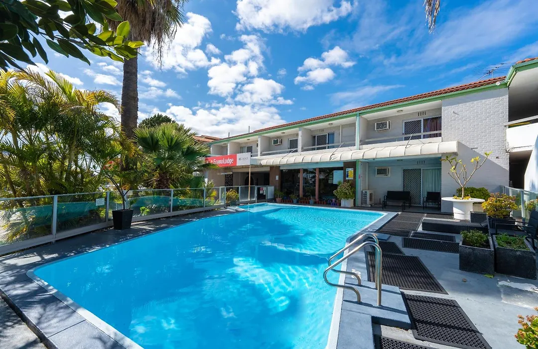 Econo Lodge Rivervale-1