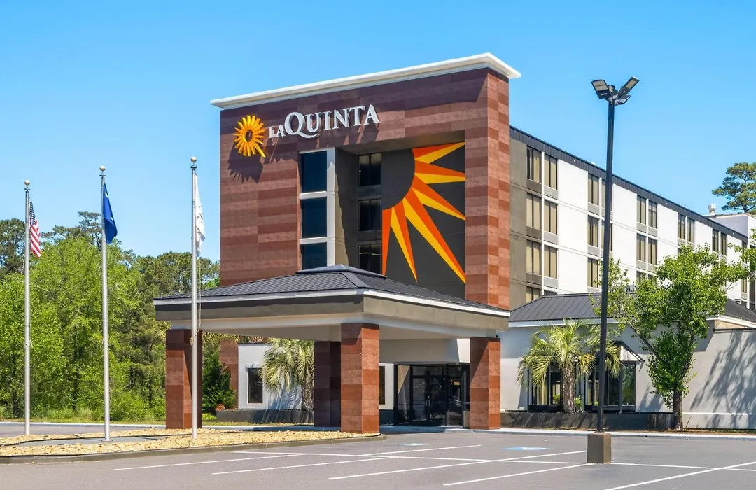 La Quinta Inn & Suites By Wyndham Myrtle Beach-1
