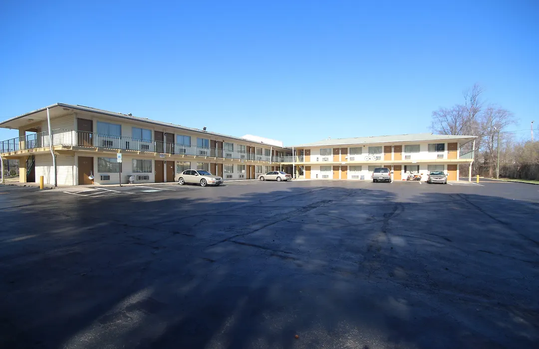 Royal Inn And Suites Charlotte Airport-1