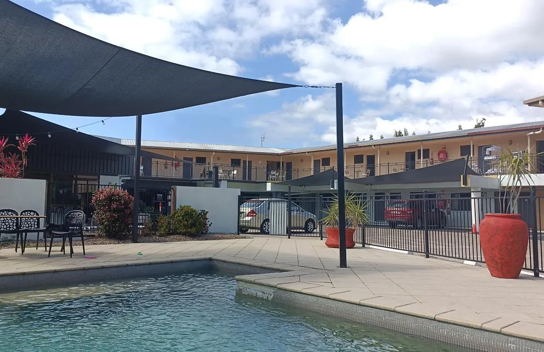 Summit Motel-1