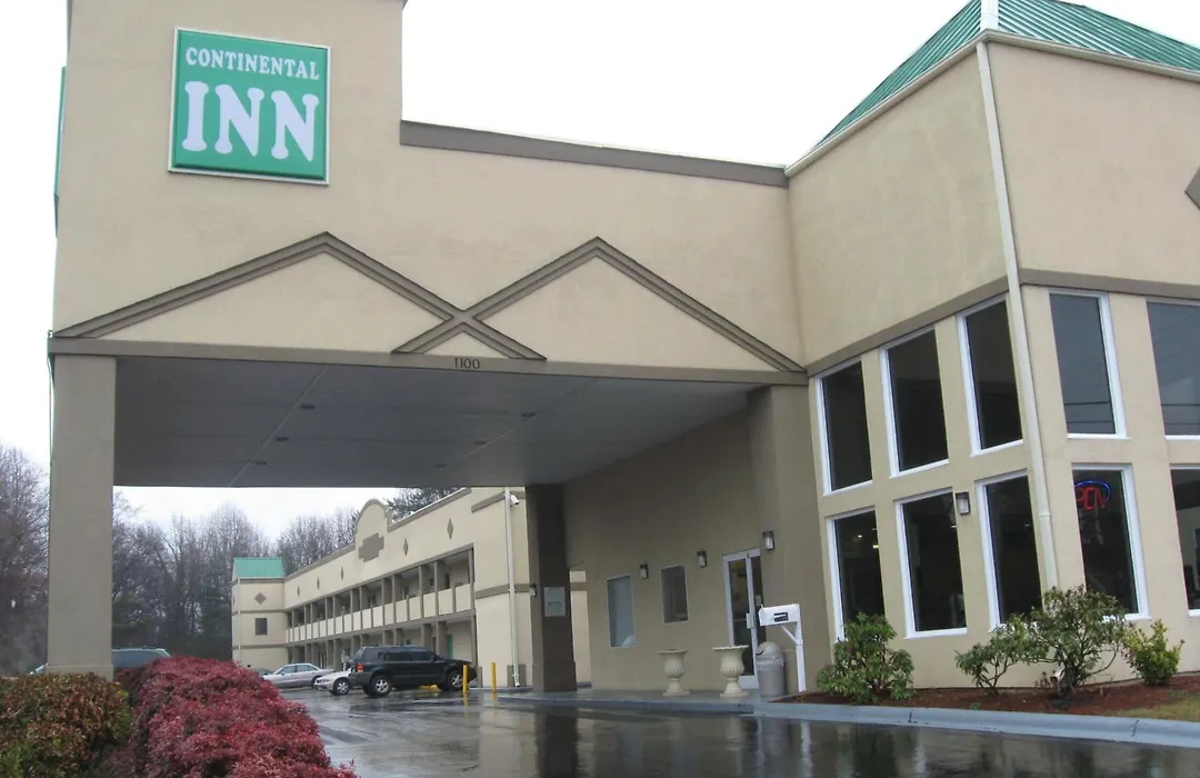 Continental Inn - Charlotte-1