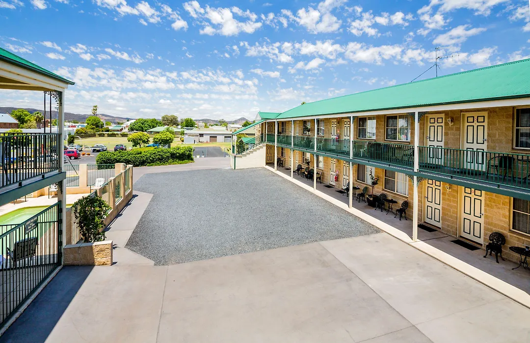 Soldiers Motel-1