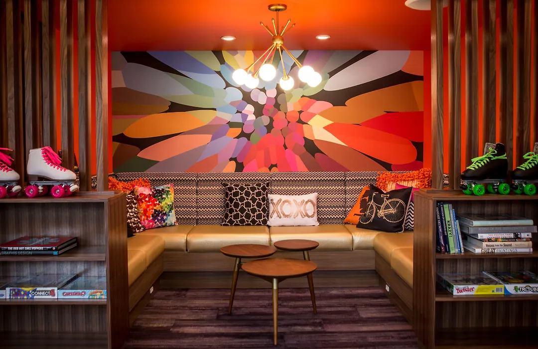 Hotel Zed Kelowna-1