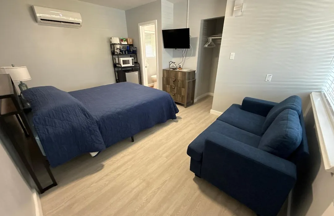Barefoot Bay Resort Motel-1