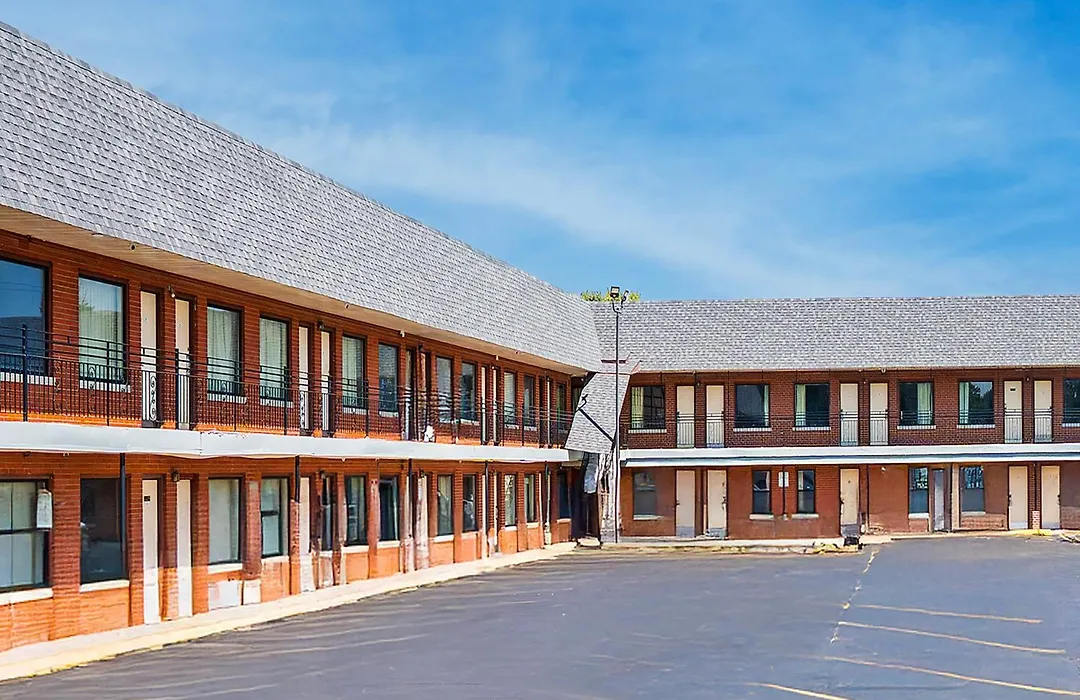 Hotel O Miami Inn & Suites Chicago Midway Airport-1