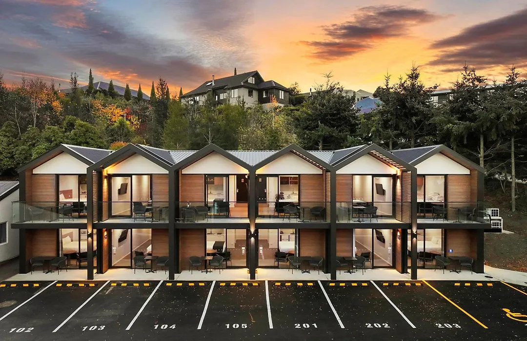 Archway Motels & Chalets-1