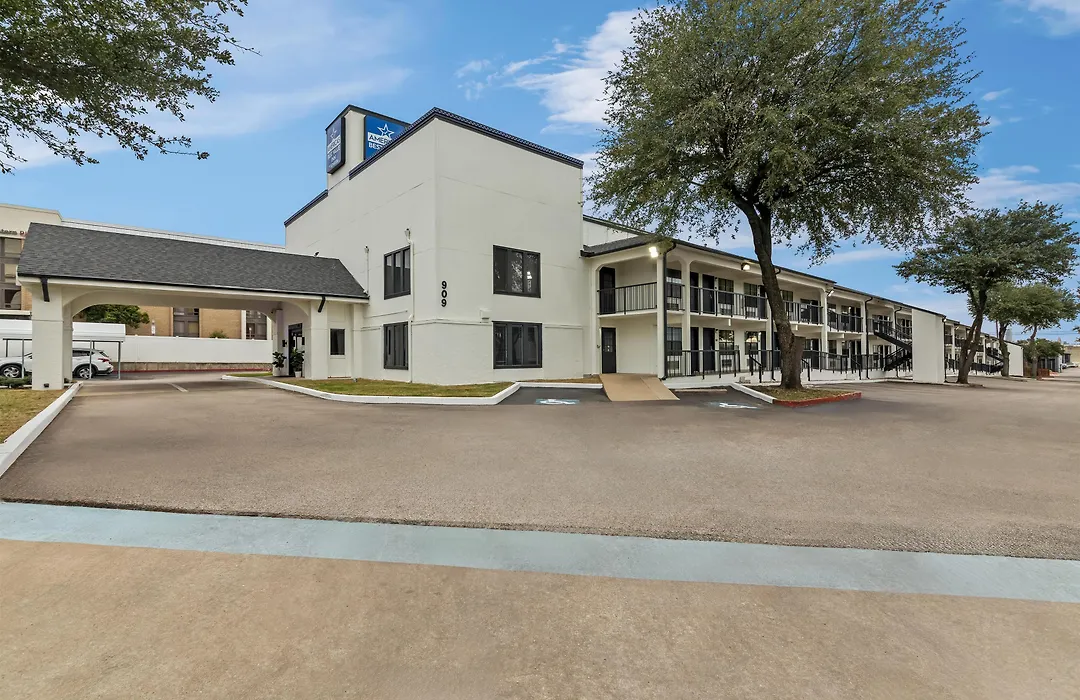 Americas Best Value Inn Austin-1