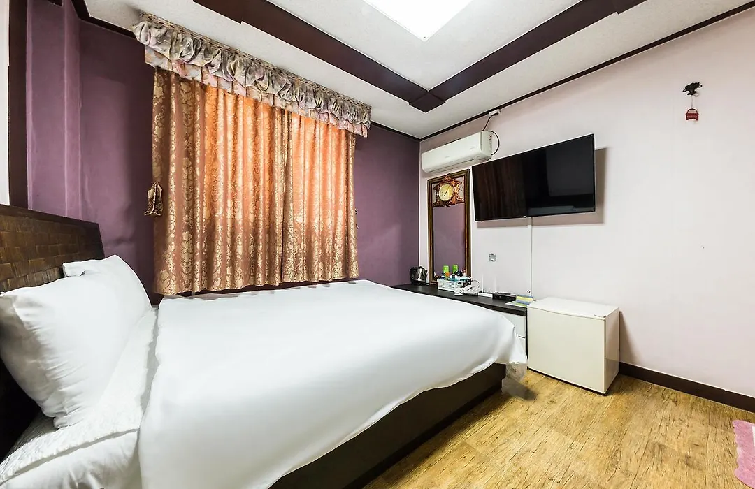 Keumkang Motel-1