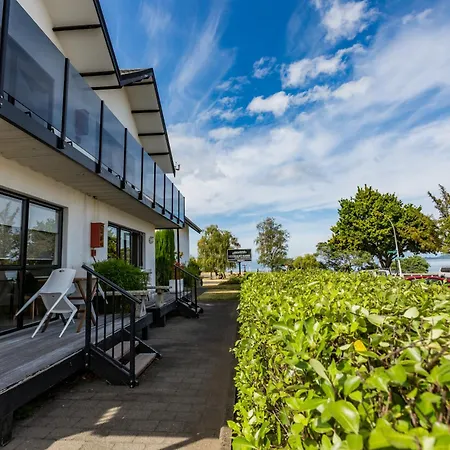 Le Chalet Suisse Motel Taupo-3