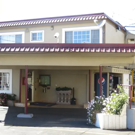 Inn At Bayshore-2