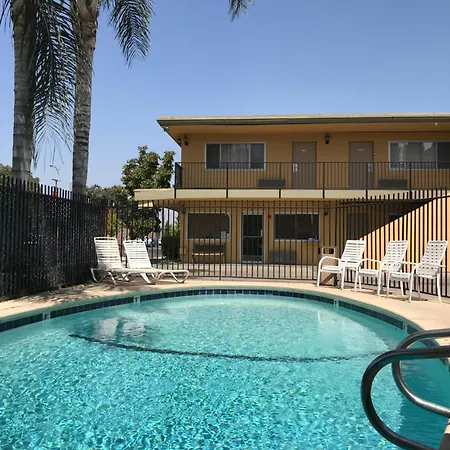 Americas Best Value Inn Visalia-2
