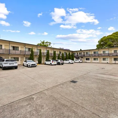 Westside Motor Inn-3