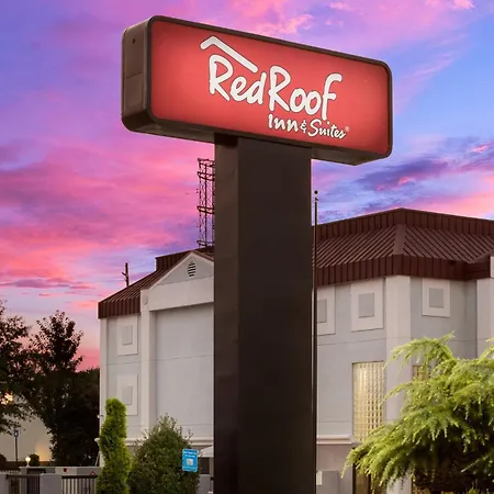 Red Roof Inn & Suites Newnan-3