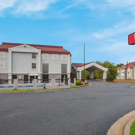 Red Roof Inn & Suites Newnan-2