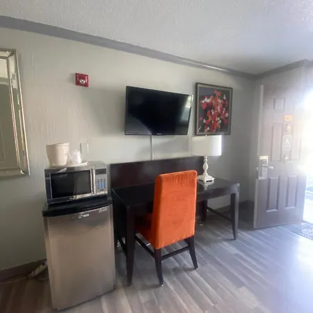 Budget Inn At The Heavenly Gondola-2