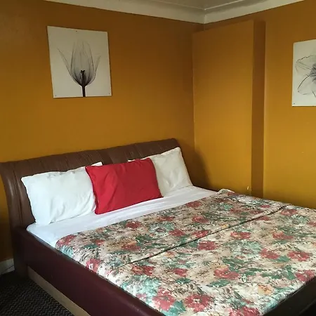 Mayflower Motel-2