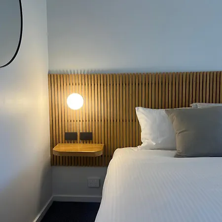 South Seas Motel-2