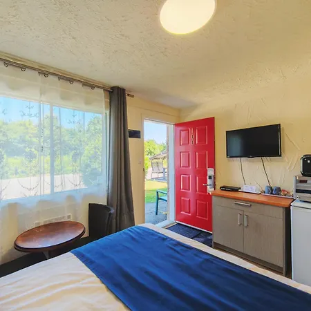 Motel des Pentes et Suites-2