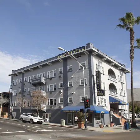 Harborview Inn & Suites-Convention Center-Airport-Gaslamp-Seaworld-Zoo-Balboa Park-3